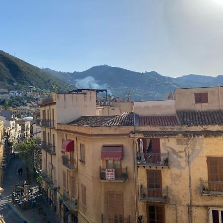 Апартаменты La Terrazza Sul Corso Чефалу Экстерьер фото